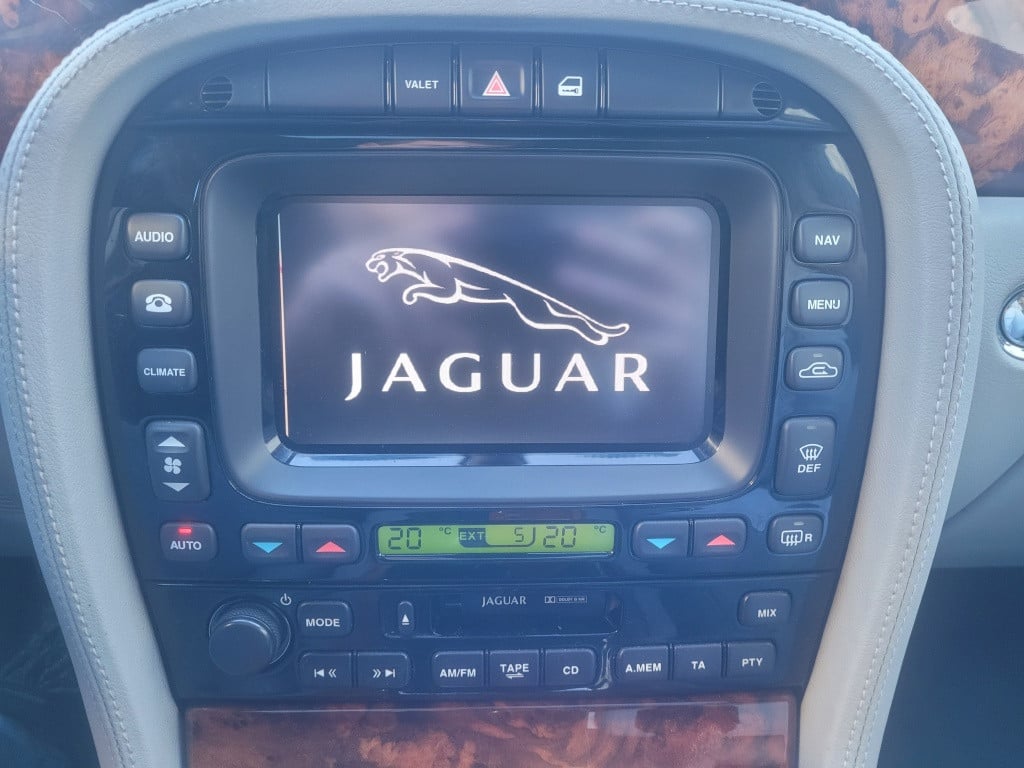 Jaguar Xj 3.0 v6 sport