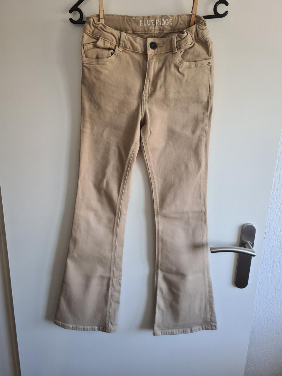 Mooie flared broek van Blue Ridge - WE in maat 158.