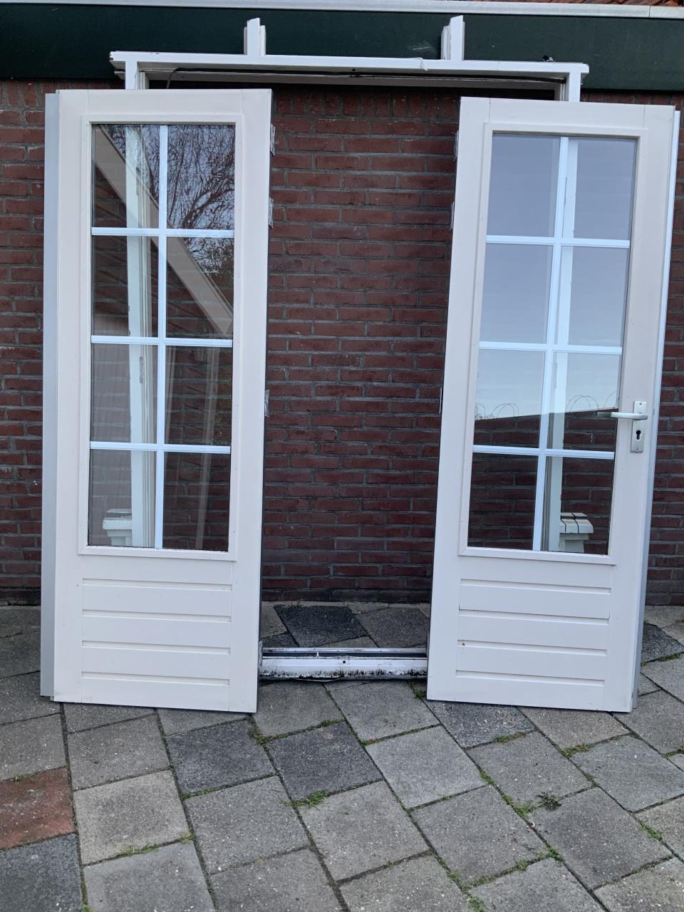 Tuindeuren met hout kozijn