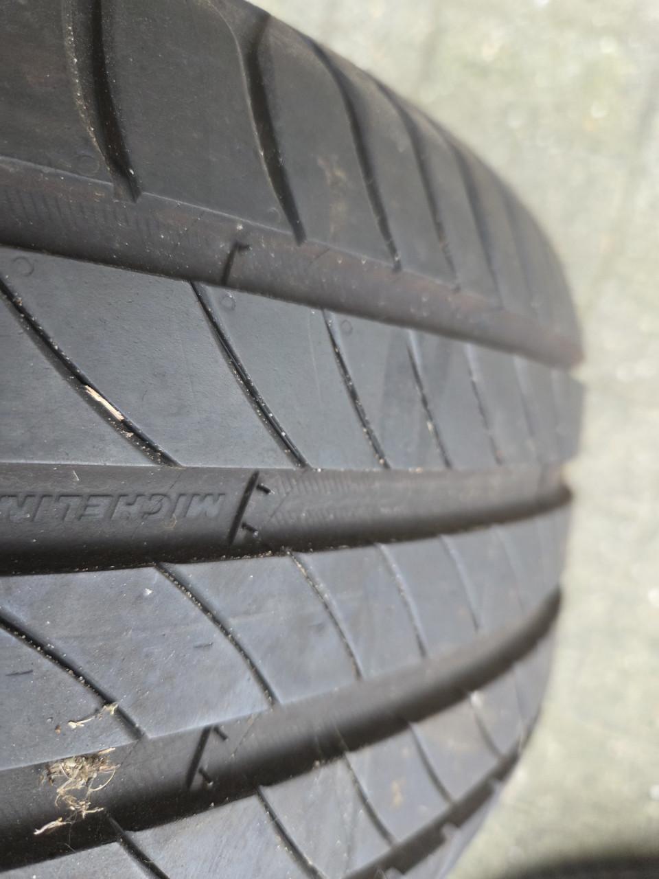 225-55-17 Michelin 5.5MM