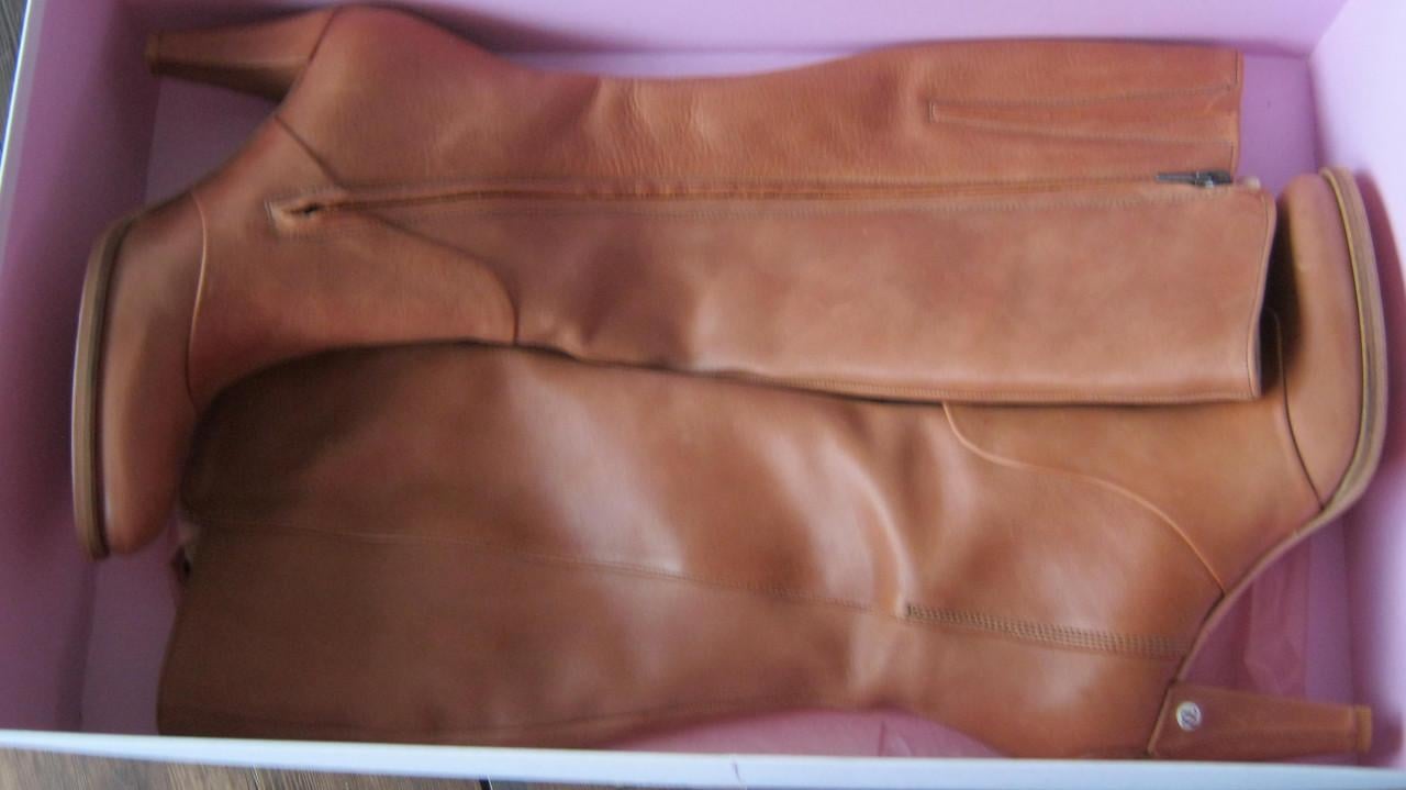 NIEUW LAARZEN MAAT 38 VOOR 50 EURO