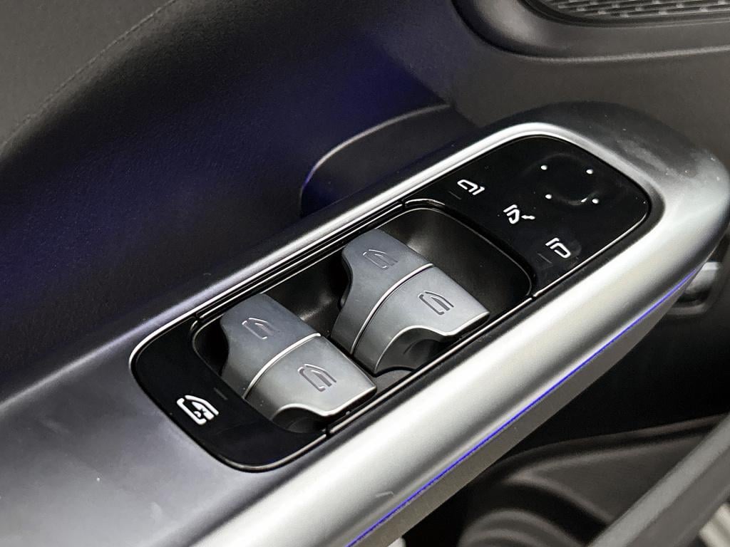 Mercedes-Benz C-Klasse 300 e business solution amg | nightpakket | trekhaak