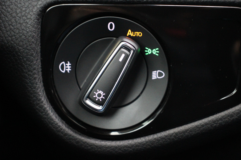 Volkswagen Golf 2.0 tsi gti | pano. | dynaudio