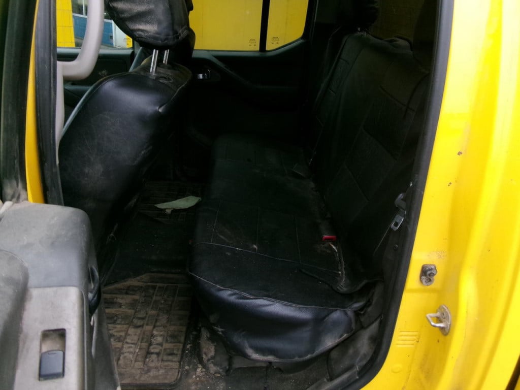 Nissan Navara 2.5 dci dubb.cab. (lees tekst!!)