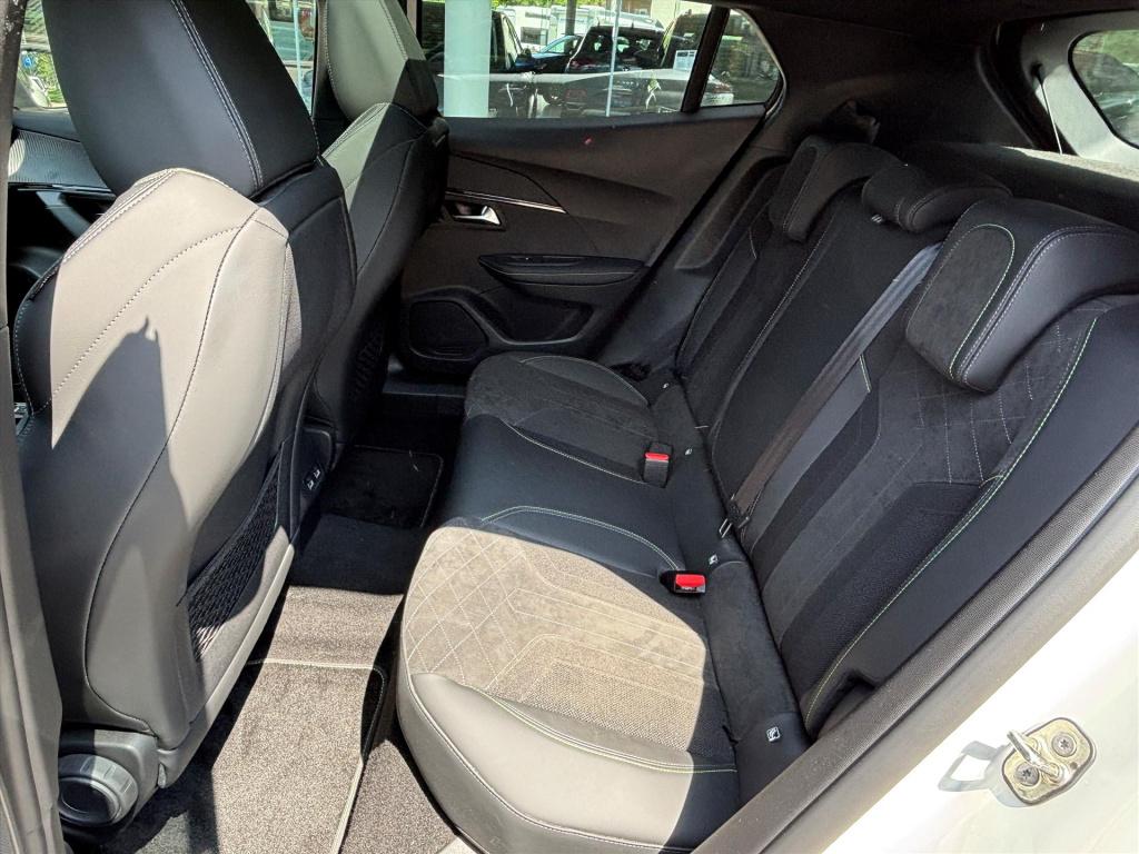 Peugeot 2008 1.2 puretech 130pk gt-line| carplay|camera|panodak|rijklaarpri