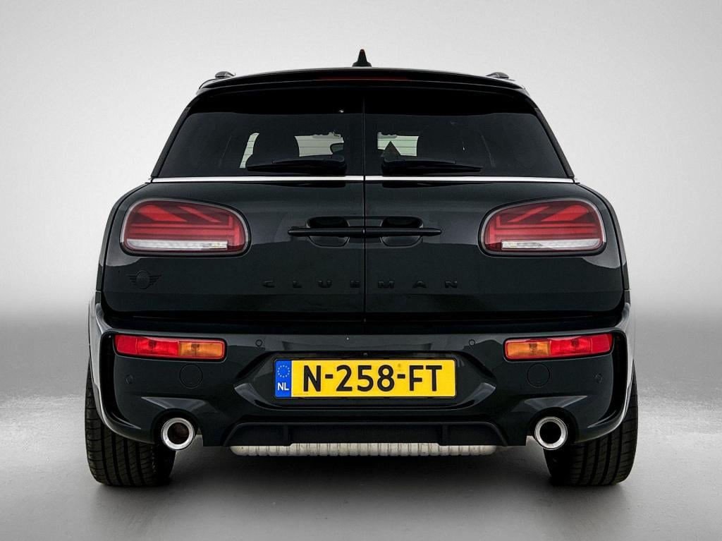 Mini Clubman 2.0 jcw all4 john cooper works | automaat | panoramadak | navi