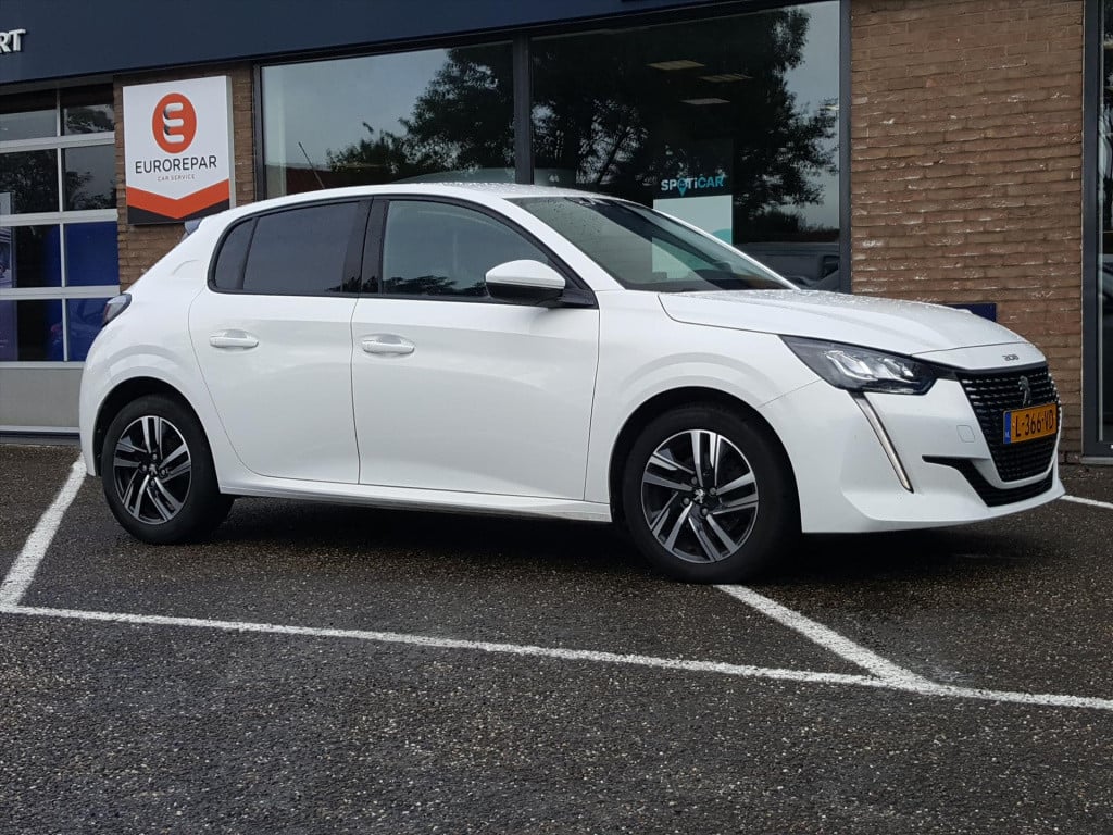 Peugeot 208 1.2 puretech 100pk allure navigatie | apple carplay & android a