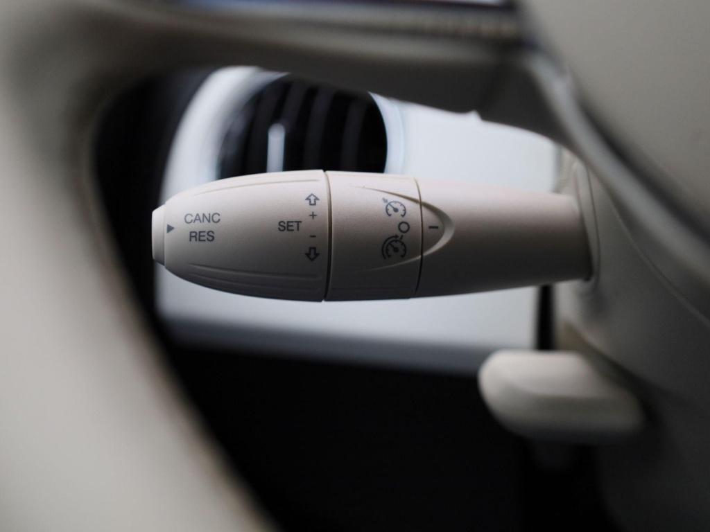 Fiat 500 1.0 hybrid star | panorama dak | dab | lmv | cruise control | airc