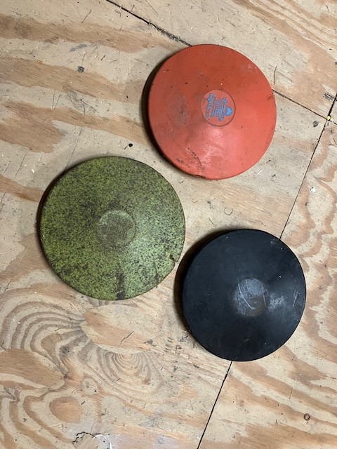3 oefendiscussen.