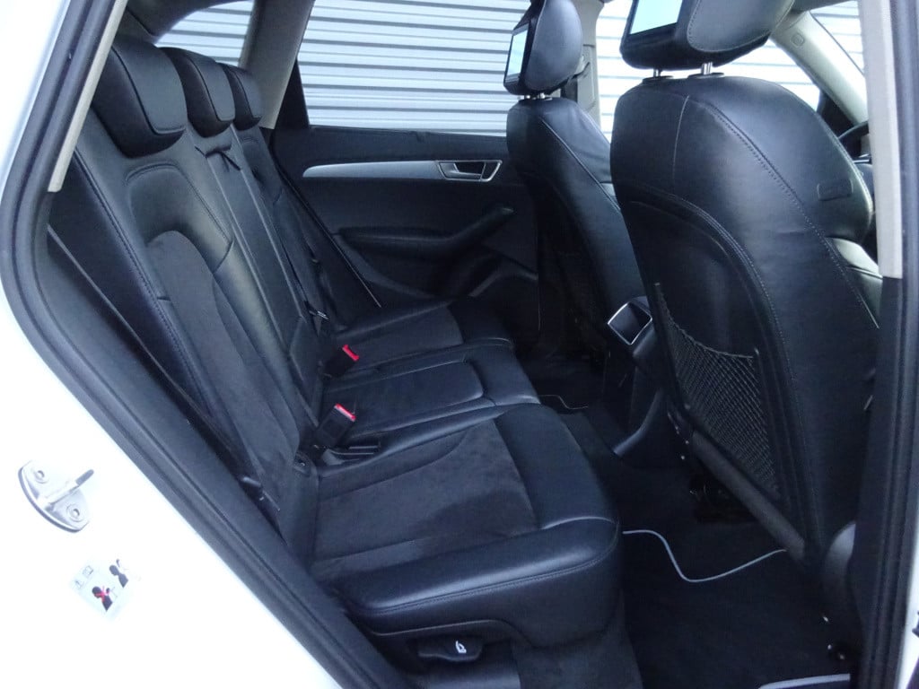 Audi Q5 3.2 fsi quattro pro line s panoramadak / navi / xenon / cruise / 19