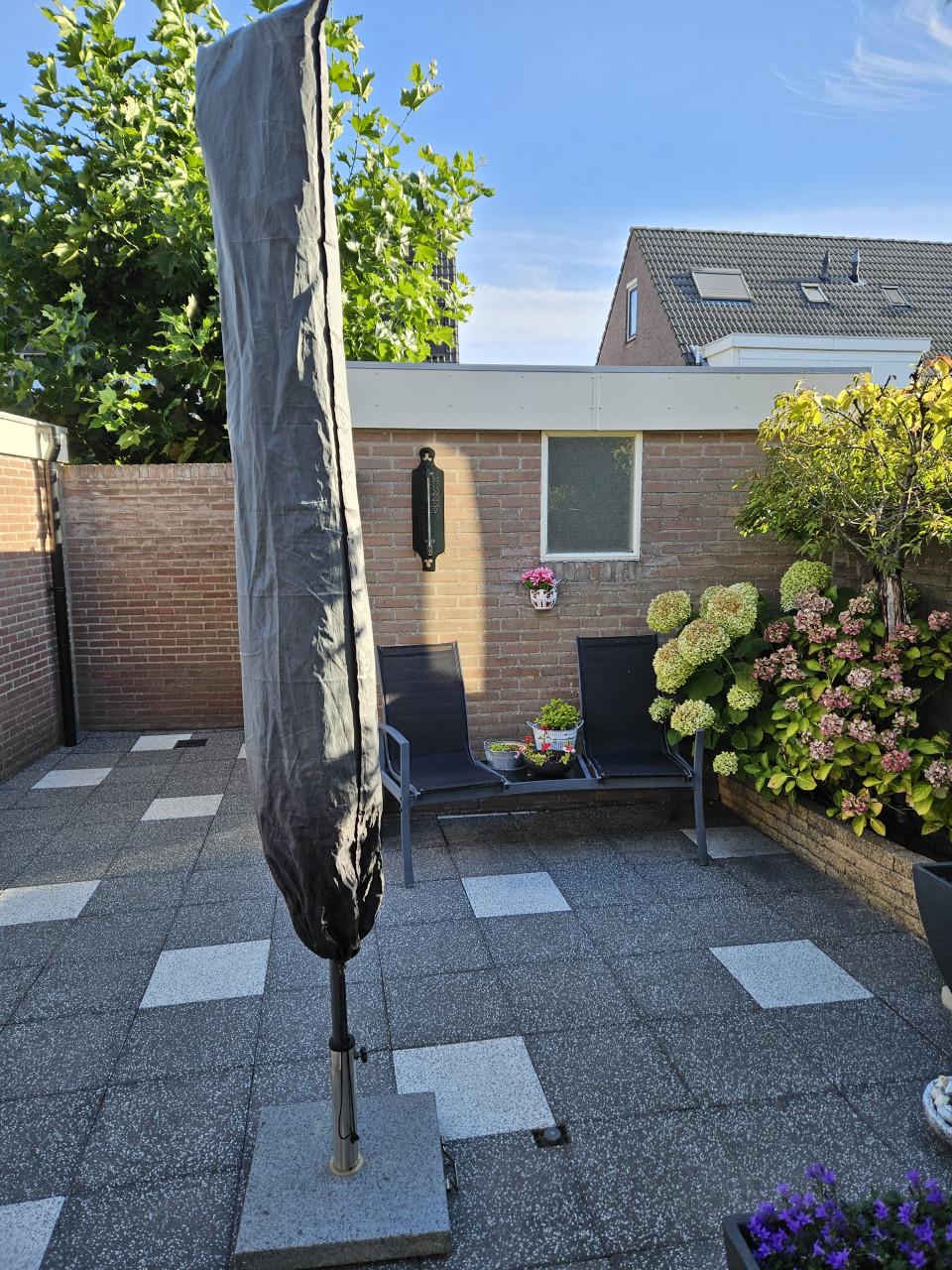 Tuinkussens en Parasol en Voet