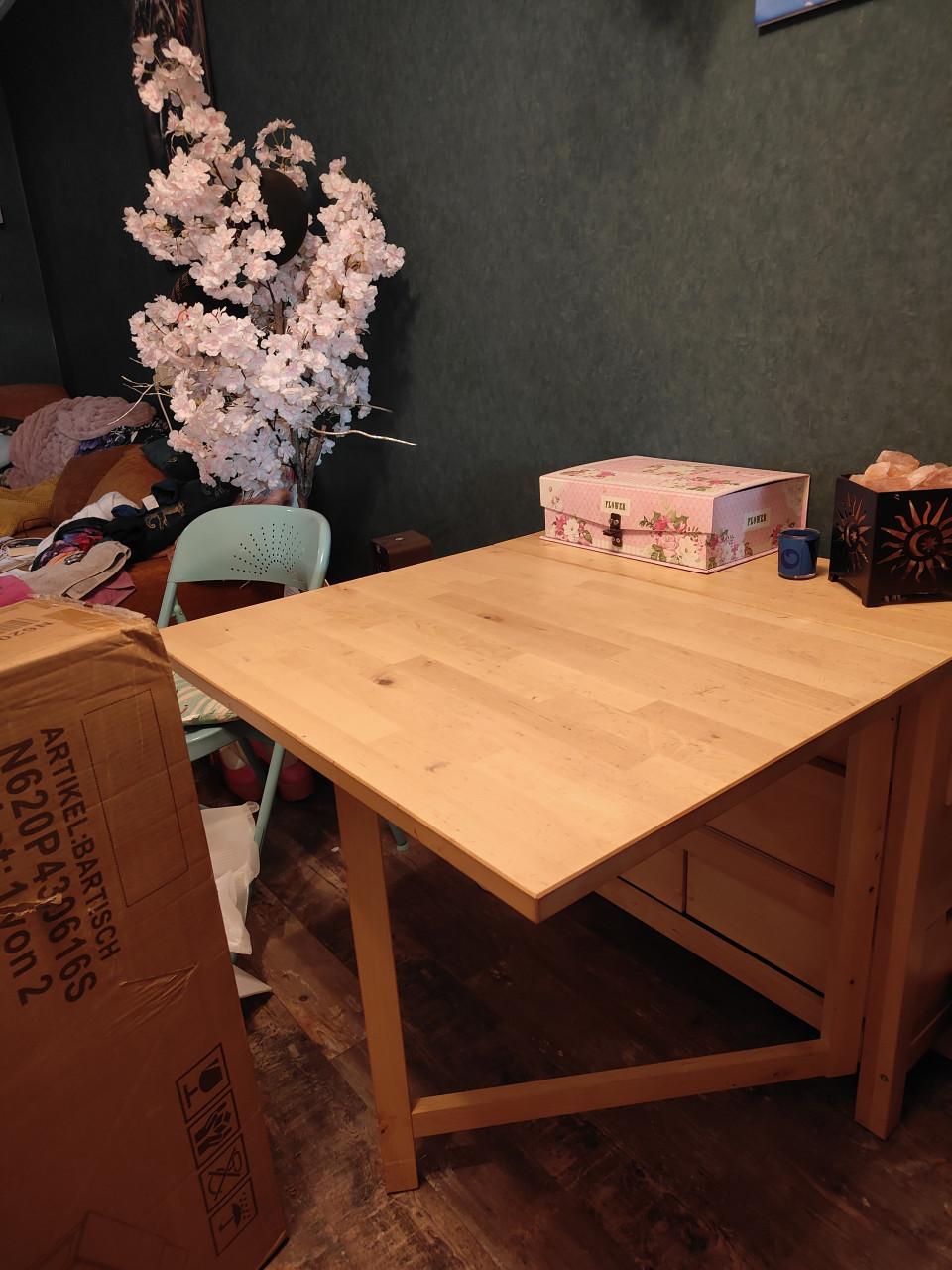 Inklapbare eettafel