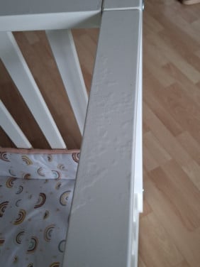 Bopita witte box,verstelbare bodem,en schuiflade,en boxkleed.