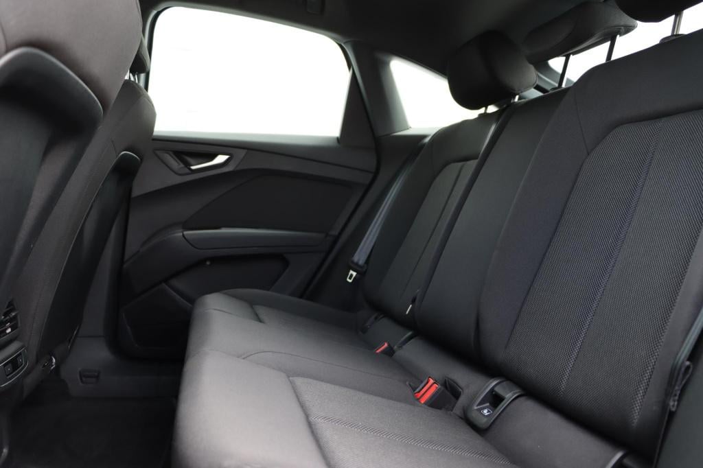 Audi Q4 Sportback E-tron 35 edition 55 kwh 170pk | soh 92,8% |