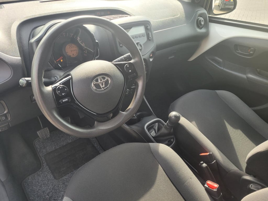 Toyota Aygo 1.0 vvt-i x-fun
