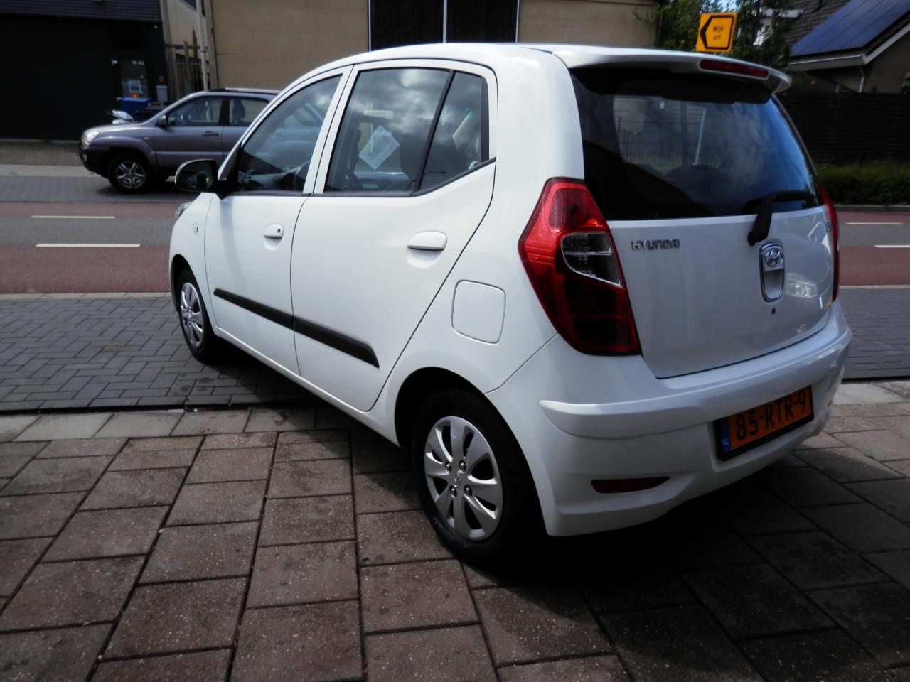 Auto Garant Biedt Aan: Hyundai I 10 Drive Cool