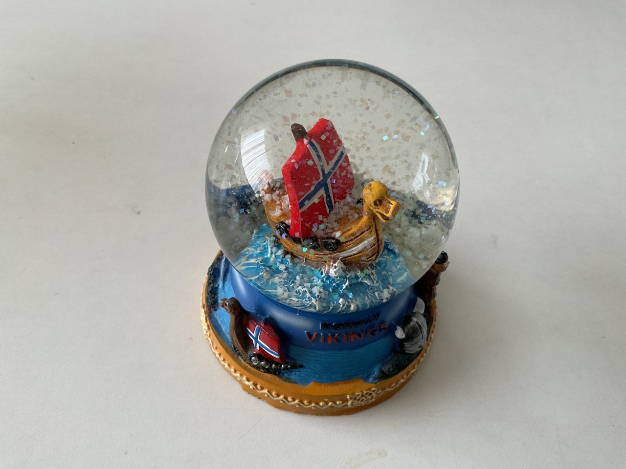 Verschillende sneeuwballen.