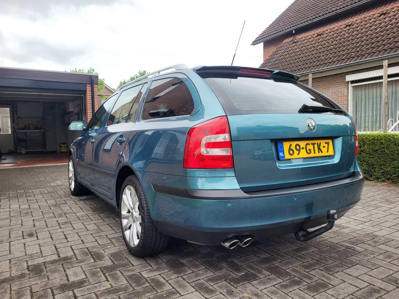 Zeer nette Skoda Octavia 1.8 TSI Elegance Bussines 210PK!