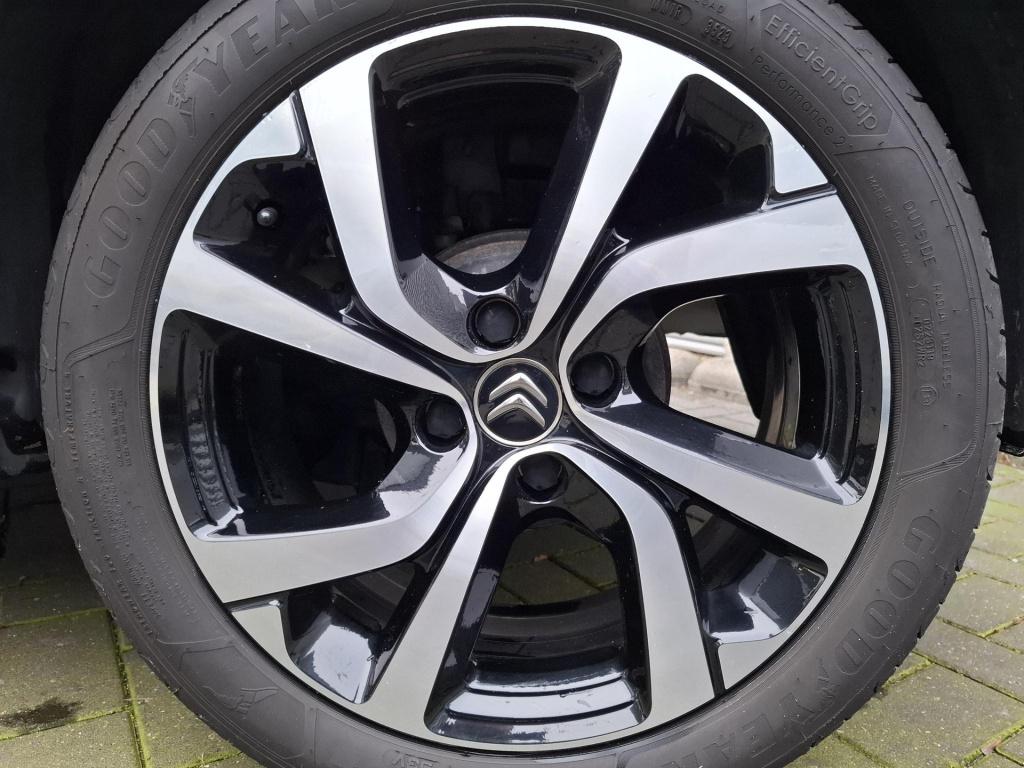 Citroen C3 1.2 shine clima/nav/cam/lmv