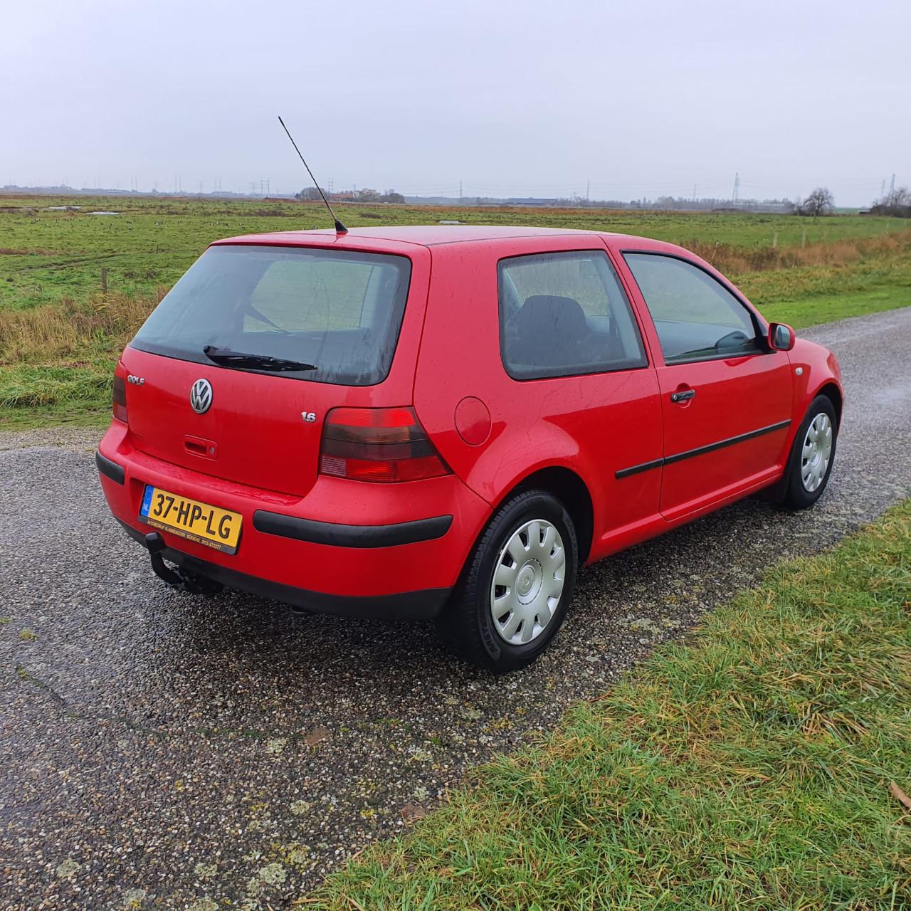 Volkswagen Golf 1.6-16v Verkocht