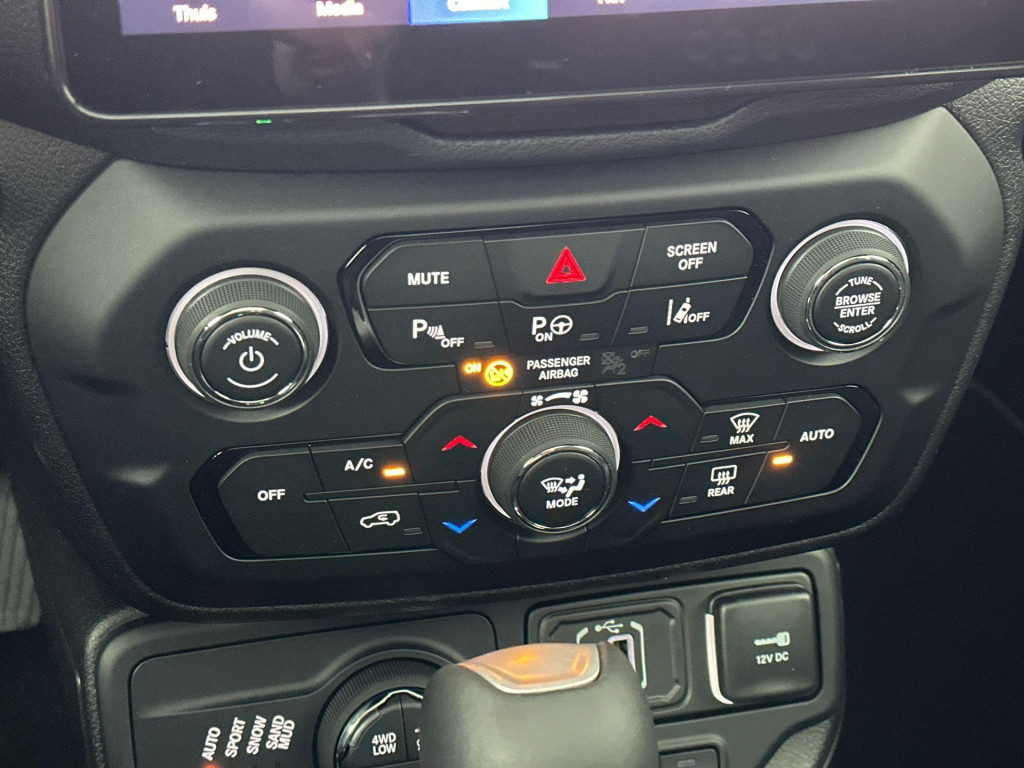 Jeep Renegade 4xe 240 plug-in hybrid electric the north star | full option 