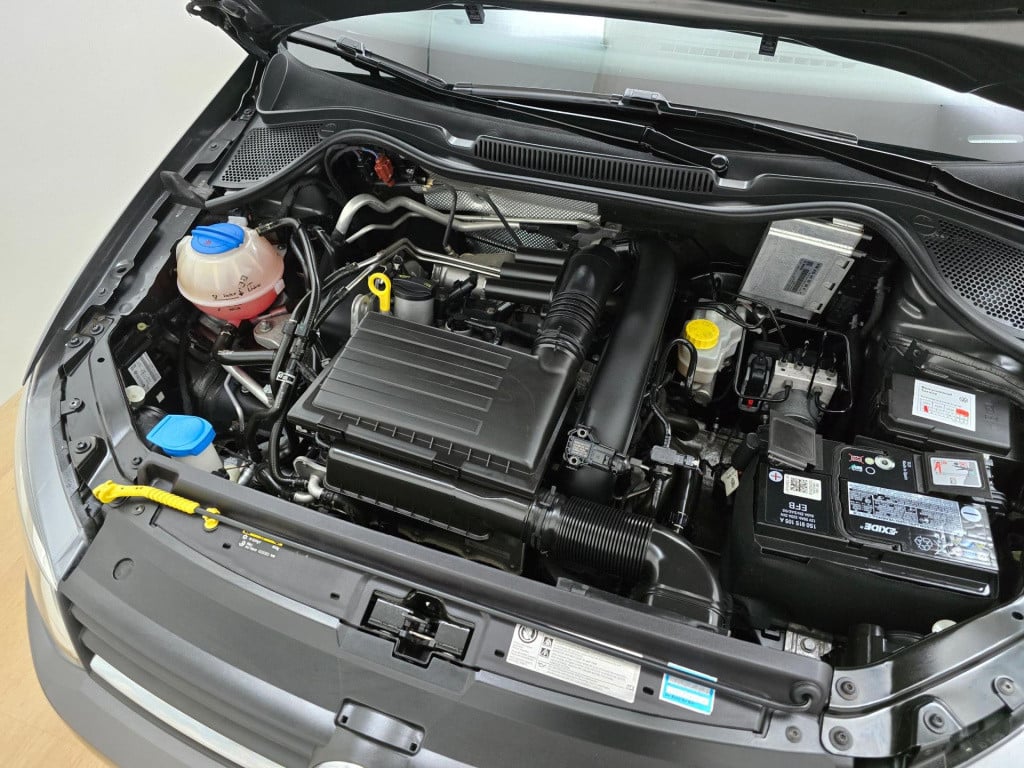 Volkswagen Polo occasion 1.2 tsi comfortline automaat | parkeersensoren | c