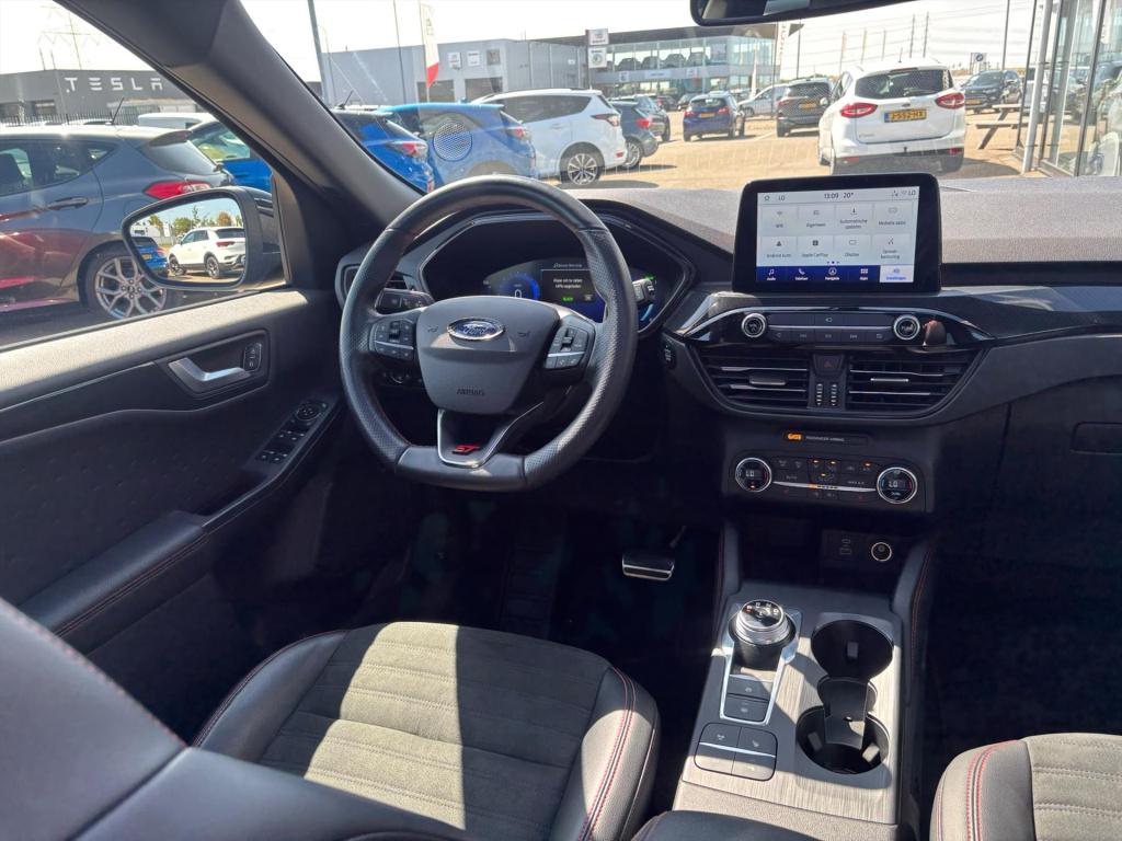 Ford Kuga 2.5 phev e-cvt 225pk st-line x, pano dak