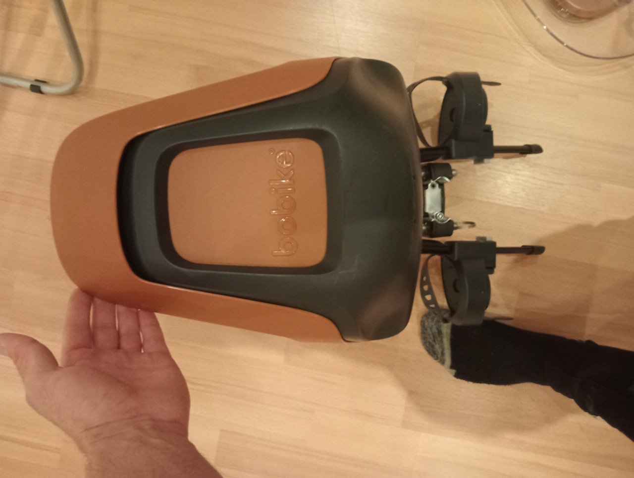 Bobike voorzitje met windscherm tekoop! Z.G.A.N.
