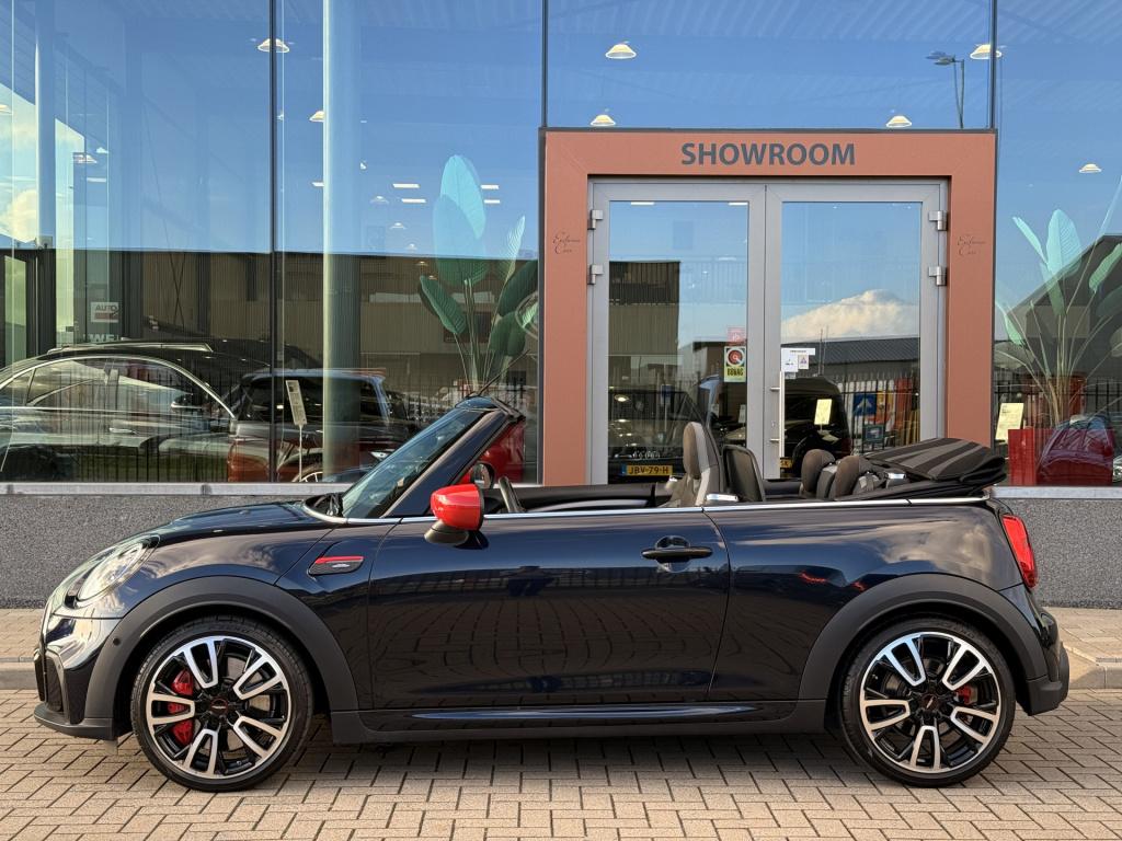 Mini Cooper Cabrio 2.0 john works essential | 231pk | acc | dab | head-up |