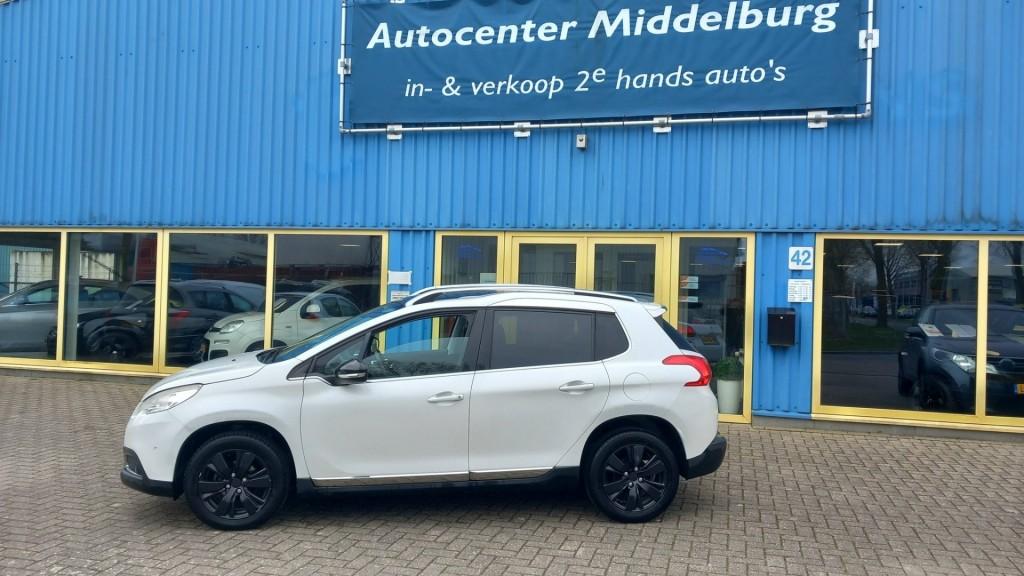 Peugeot 2008 1.2 vti allure pack premium plus