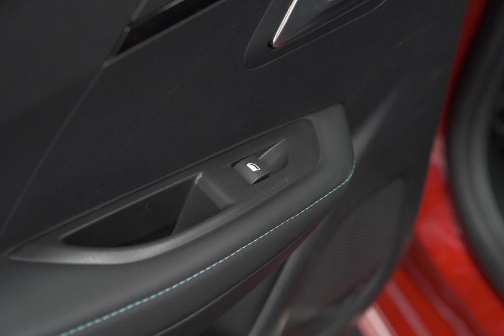 Peugeot 208 ev allure pack 50 kwh | soh 92% | camera | navigatie | parkeers