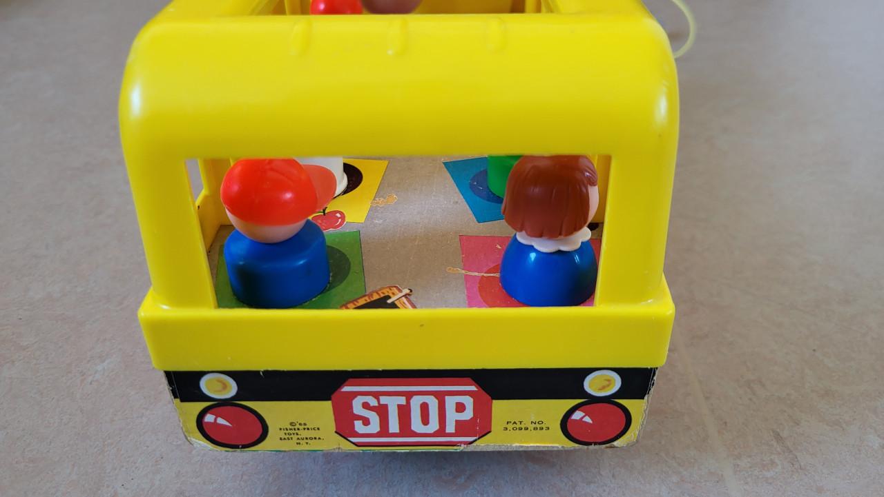 Vintage Fisher Price school bus uit 1965