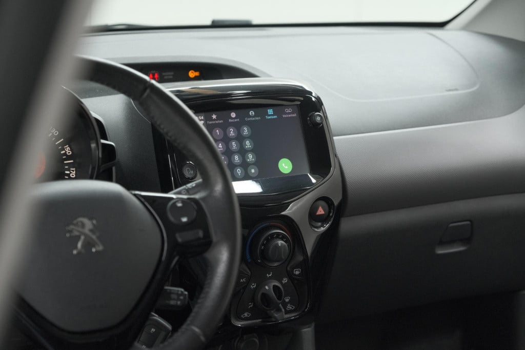 Peugeot 108 1.0 e-vti allure top! | elektrisch vouwdak | apple carplay | da
