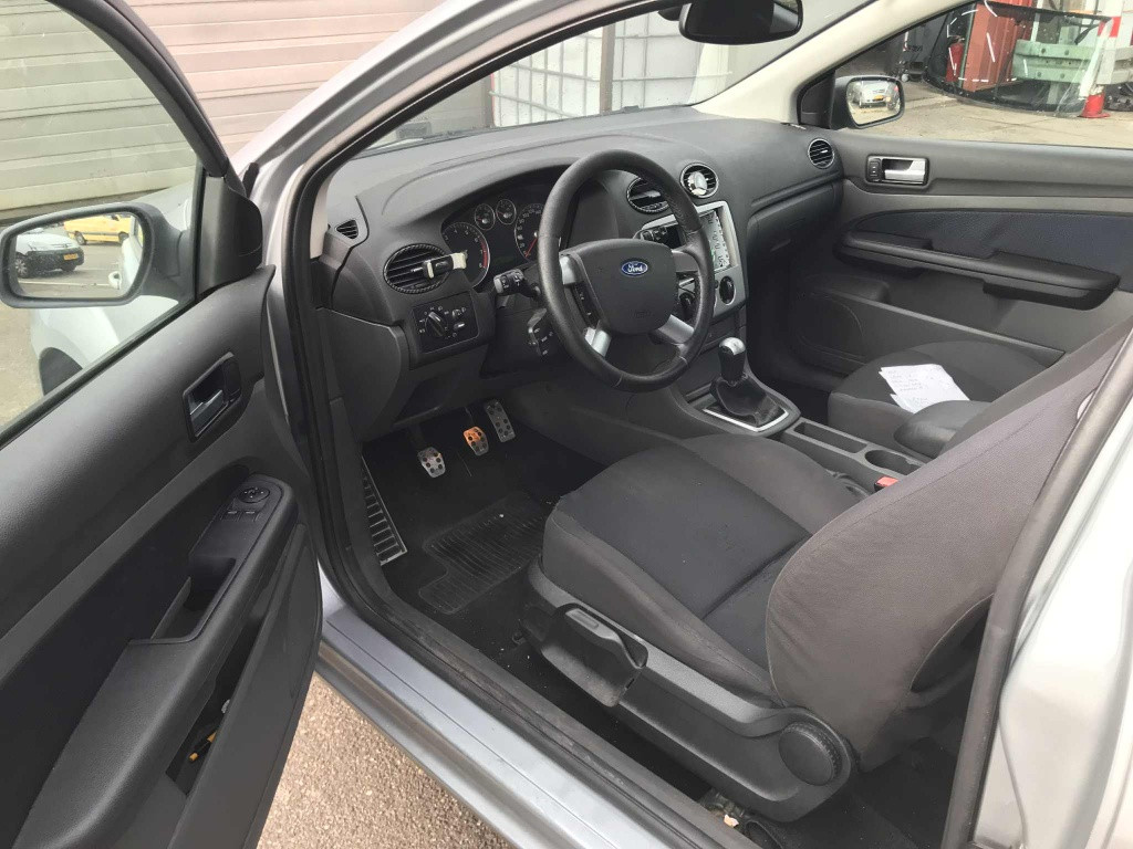 Ford Focus 1.6-16v first ed.