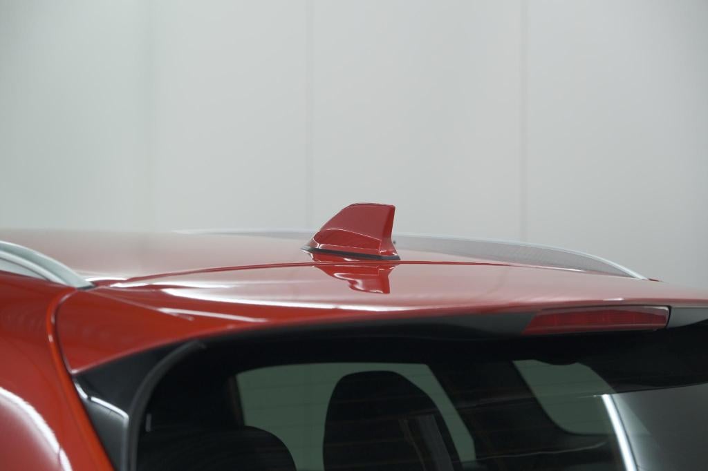 Renault Kadjar 1.3 tce 140 edc limited | trekhaak | allseason banden | stoe