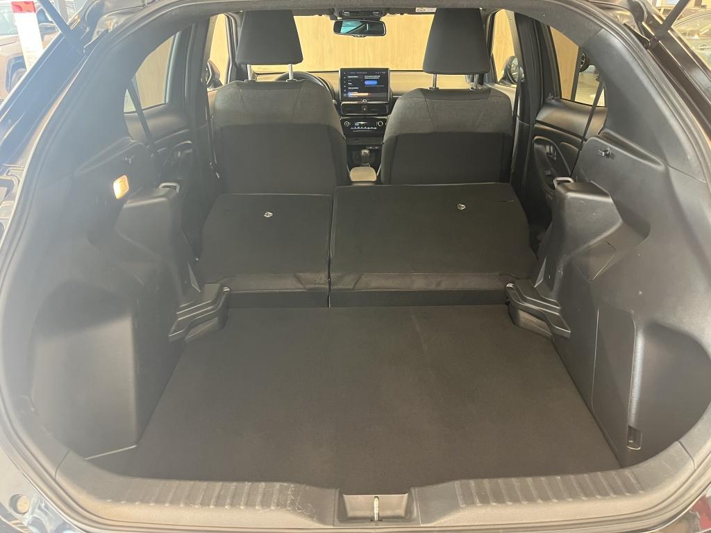 Toyota Yaris Cross 1.5 hybrid 115 first