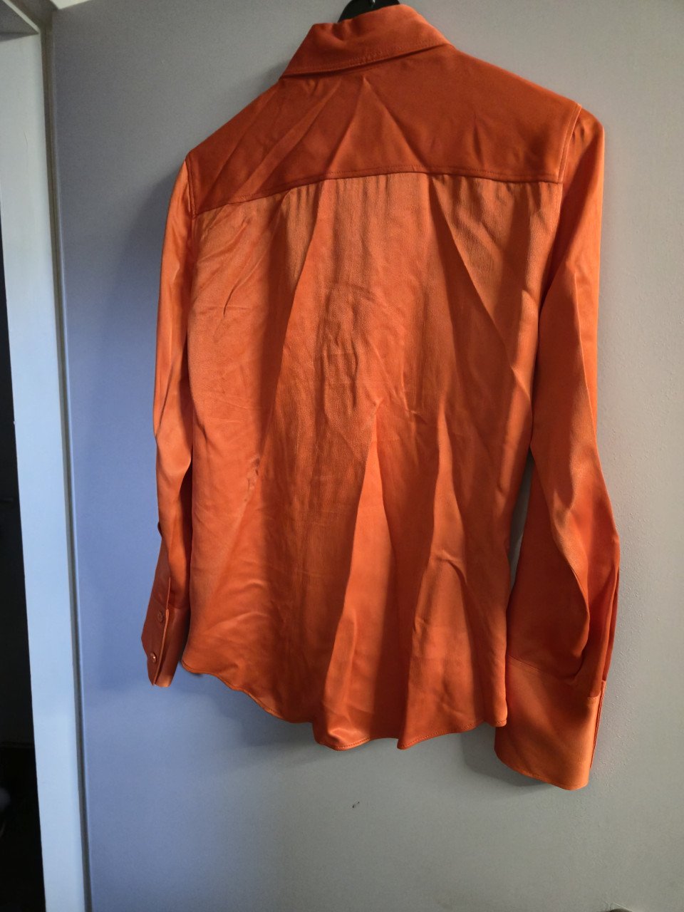 Oranje blouse met lange mouw. Zara Maat S