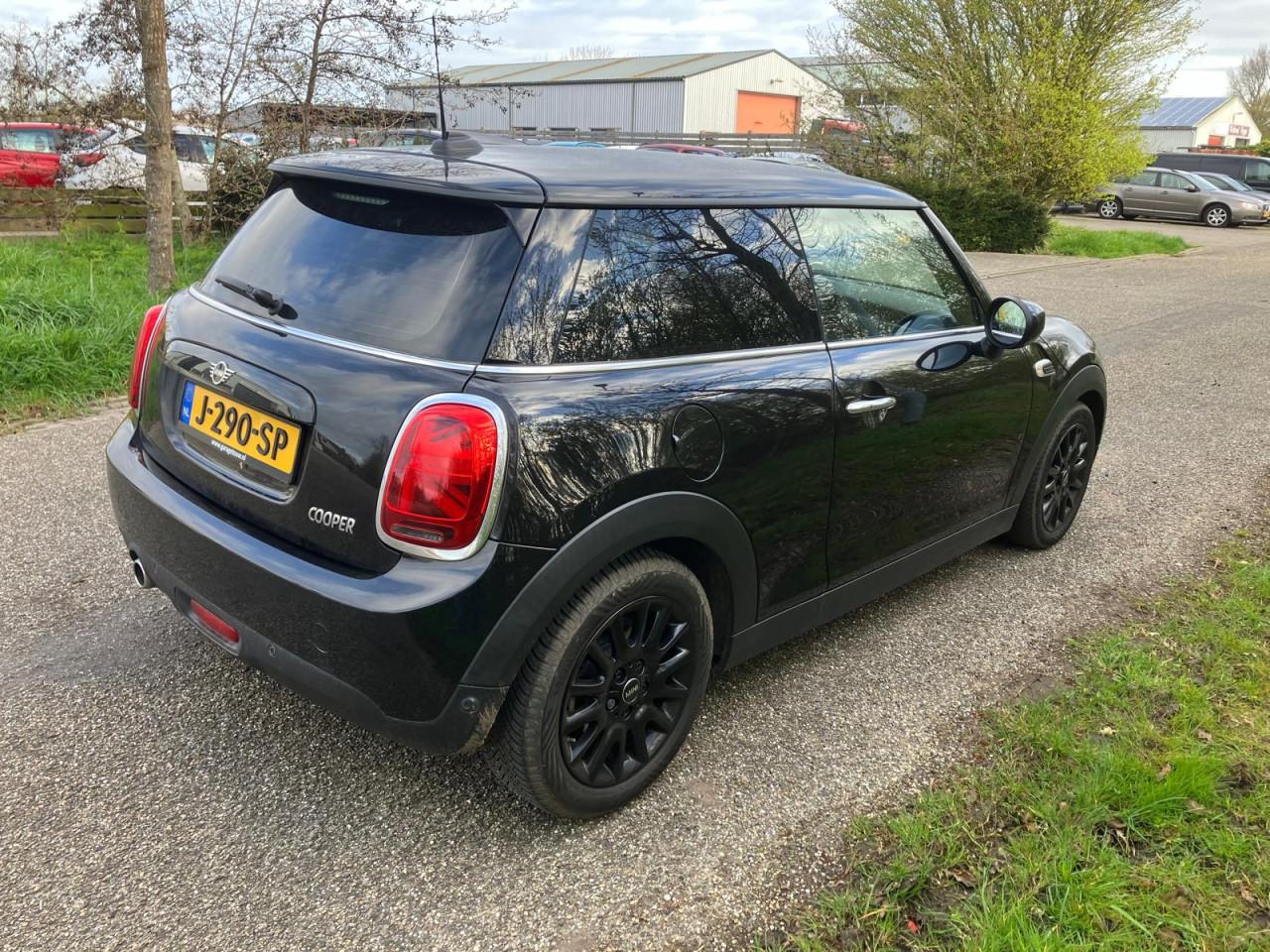 Mini Cooper 1.5 Automaat