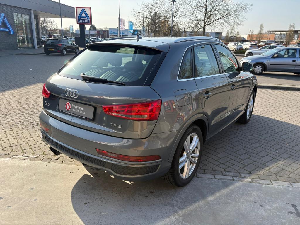 Audi Q3 1.4 tfsi cod adrenalin s-line
