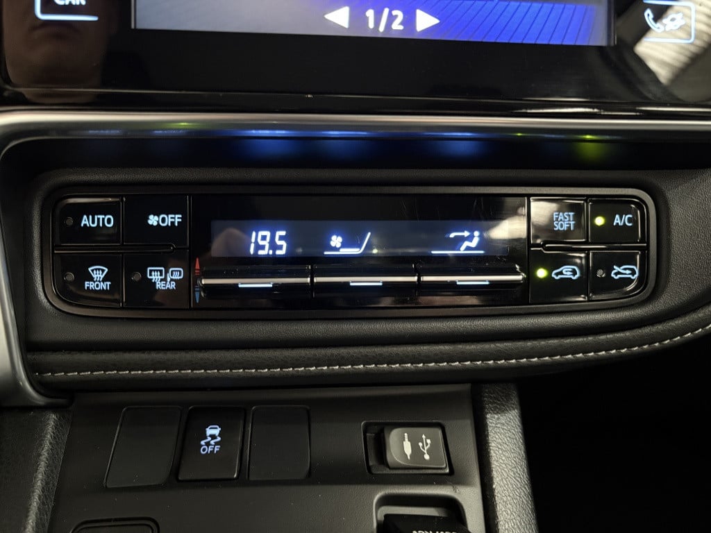 Toyota Auris 1.8 hybrid energy.