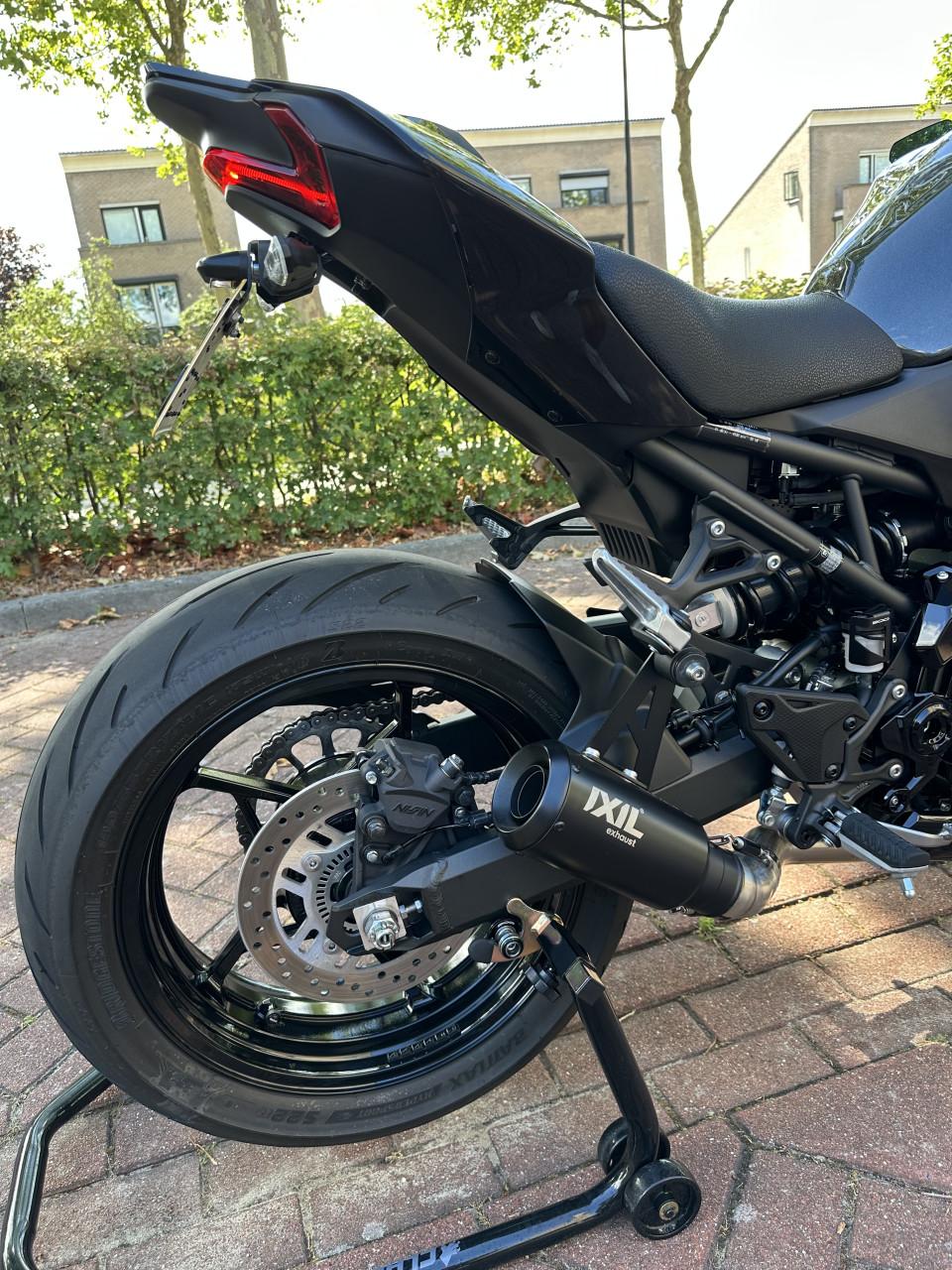 Kawasaki Z900 2025