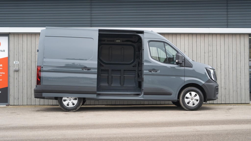Renault Master t35 2.0 dci 150 l2h2 extra | nieuw model | camera | parkeers