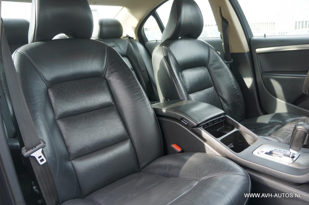 Volvo S80 2.5 t momentum automaat