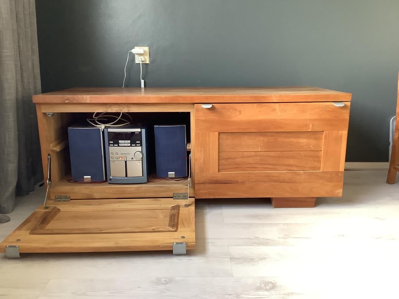 TV meubel teakhout