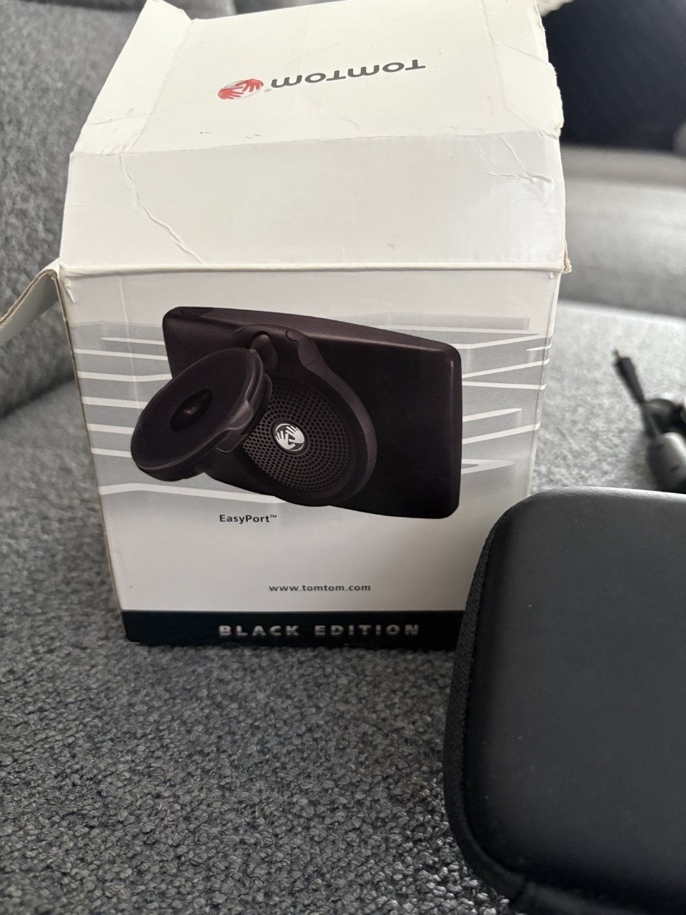 TomTom Navigatiesysteem - Black Edition (EasyPort™) + accessoires