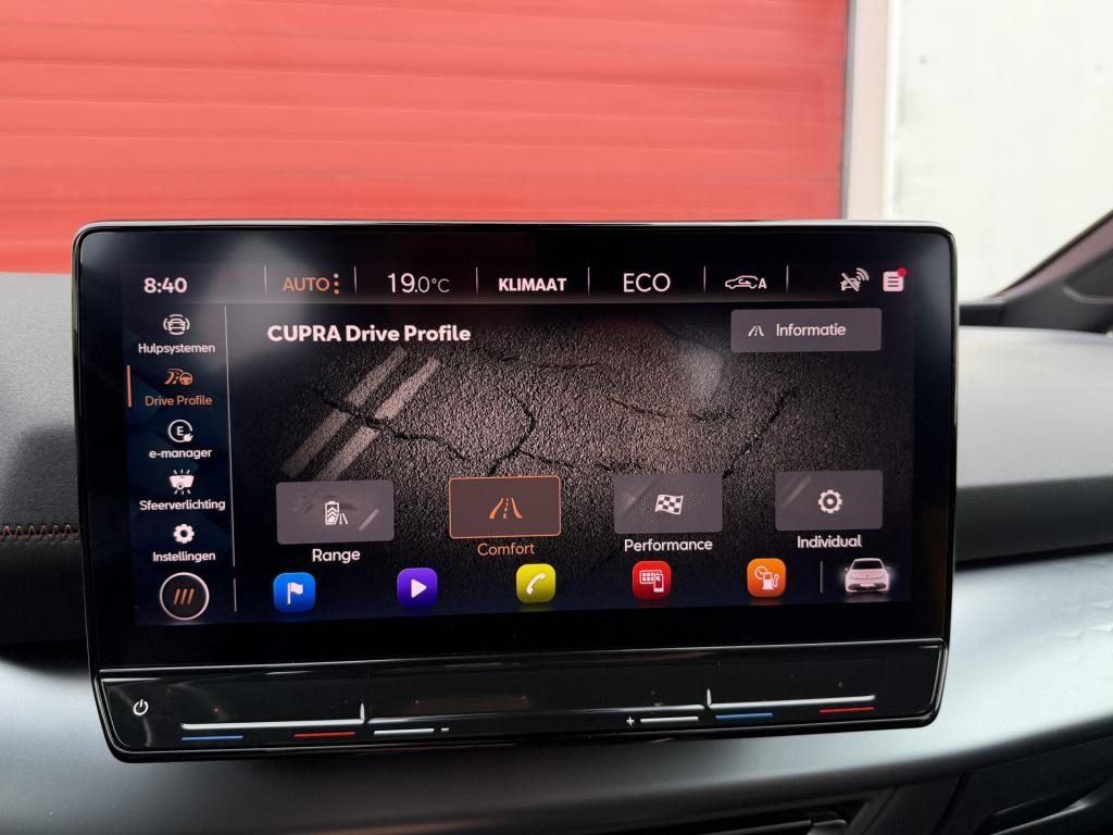Cupra Born business one 62 kwh | carplay | pdc | rijklaar inclusief 1 jaar 