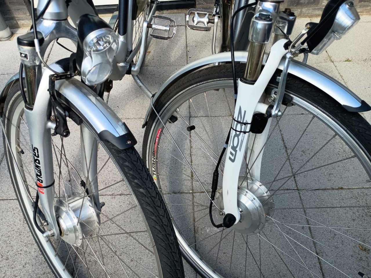 Set electrische fietsen
