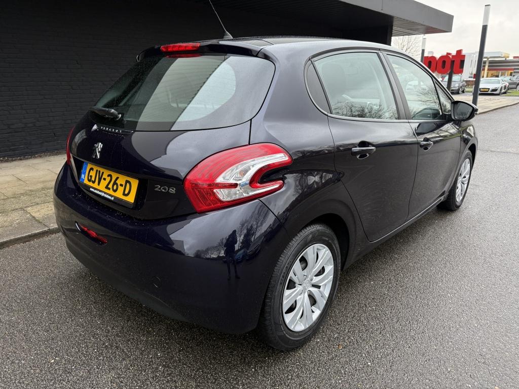 Peugeot 208 1.2 vti envy