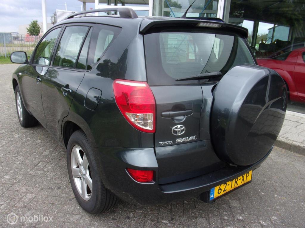 Toyota Rav4 2.0 vvti executive