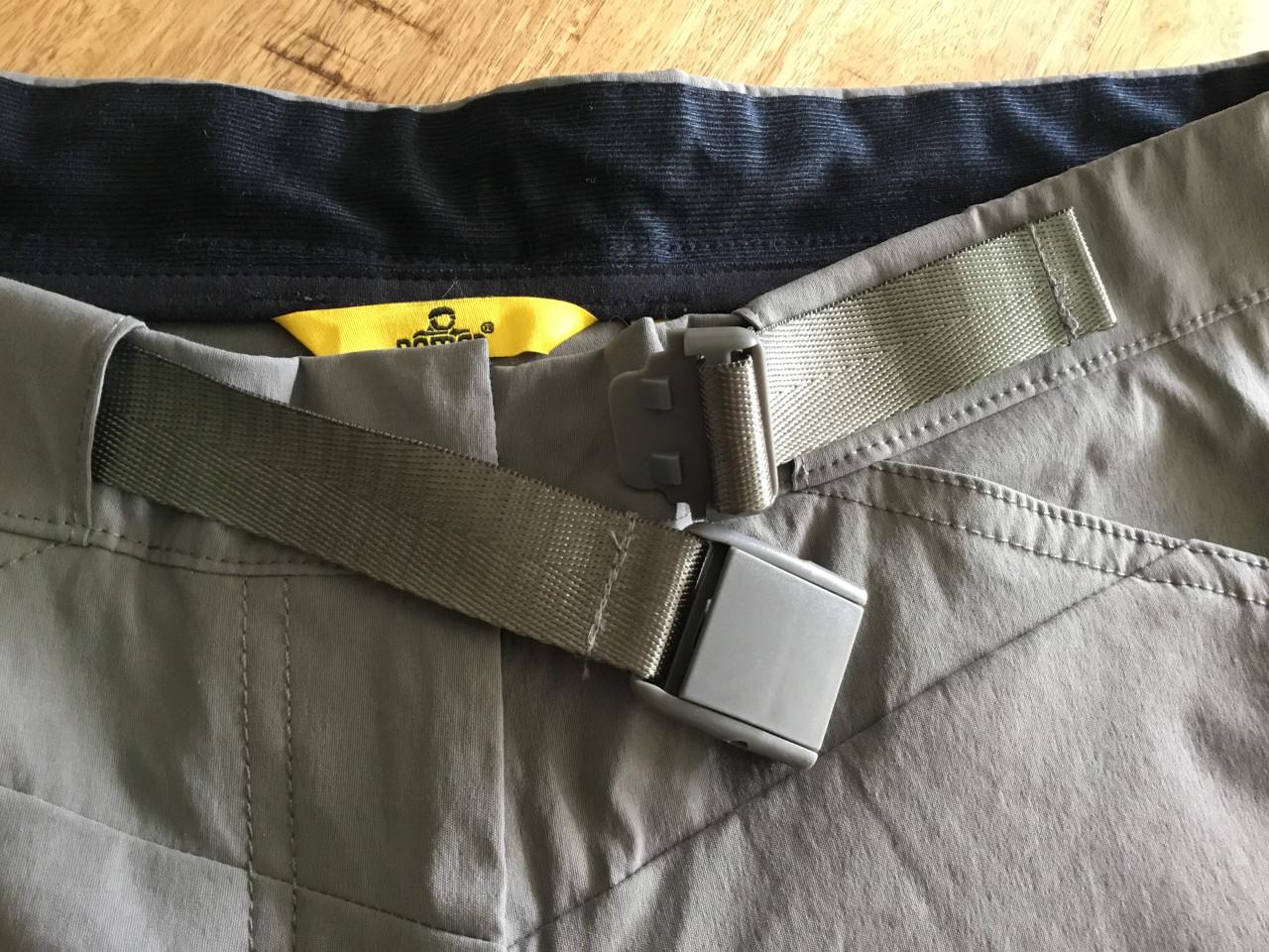 Korte Broek.  Nomad. Nieuw.